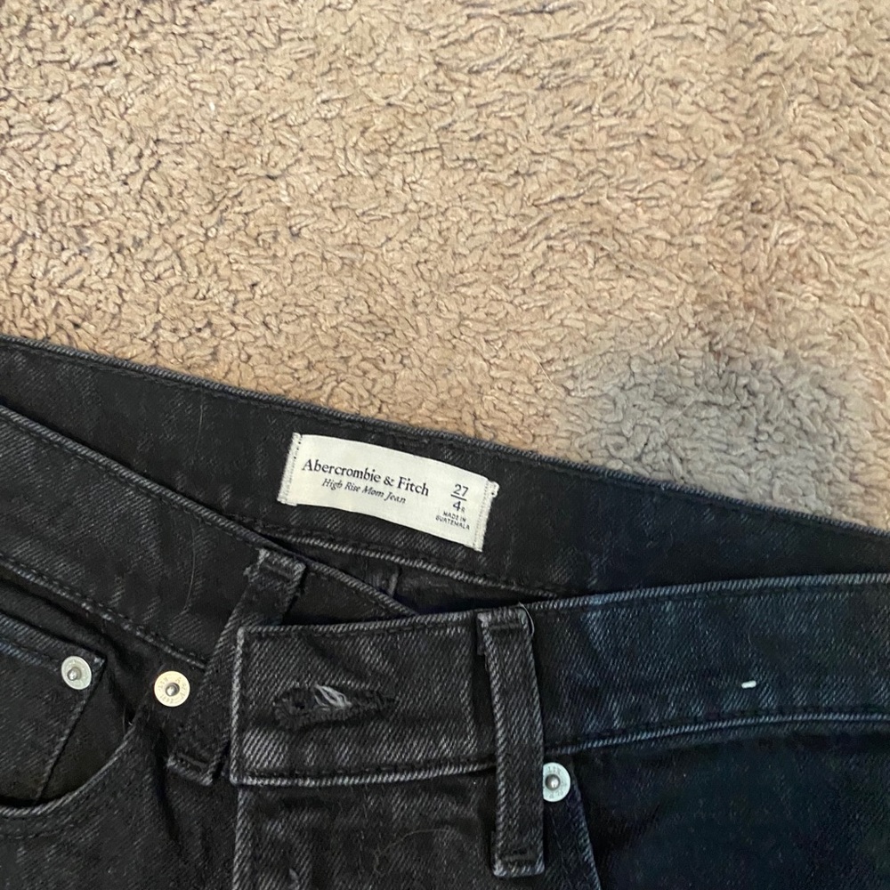 Jeans - Picture 3 of 3
